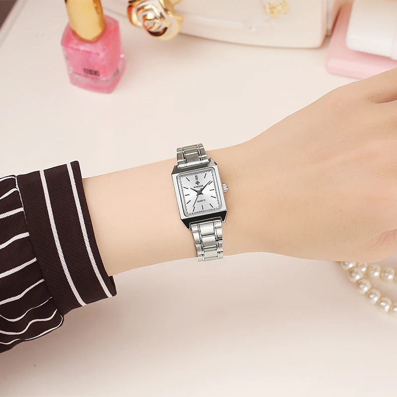 Montre Femme 2024 WWOOR Luxury Brand Womens Watches Fashion Rectangle Small Watch Woman Quartz Dress Ladies Bracelet Wrist Watch