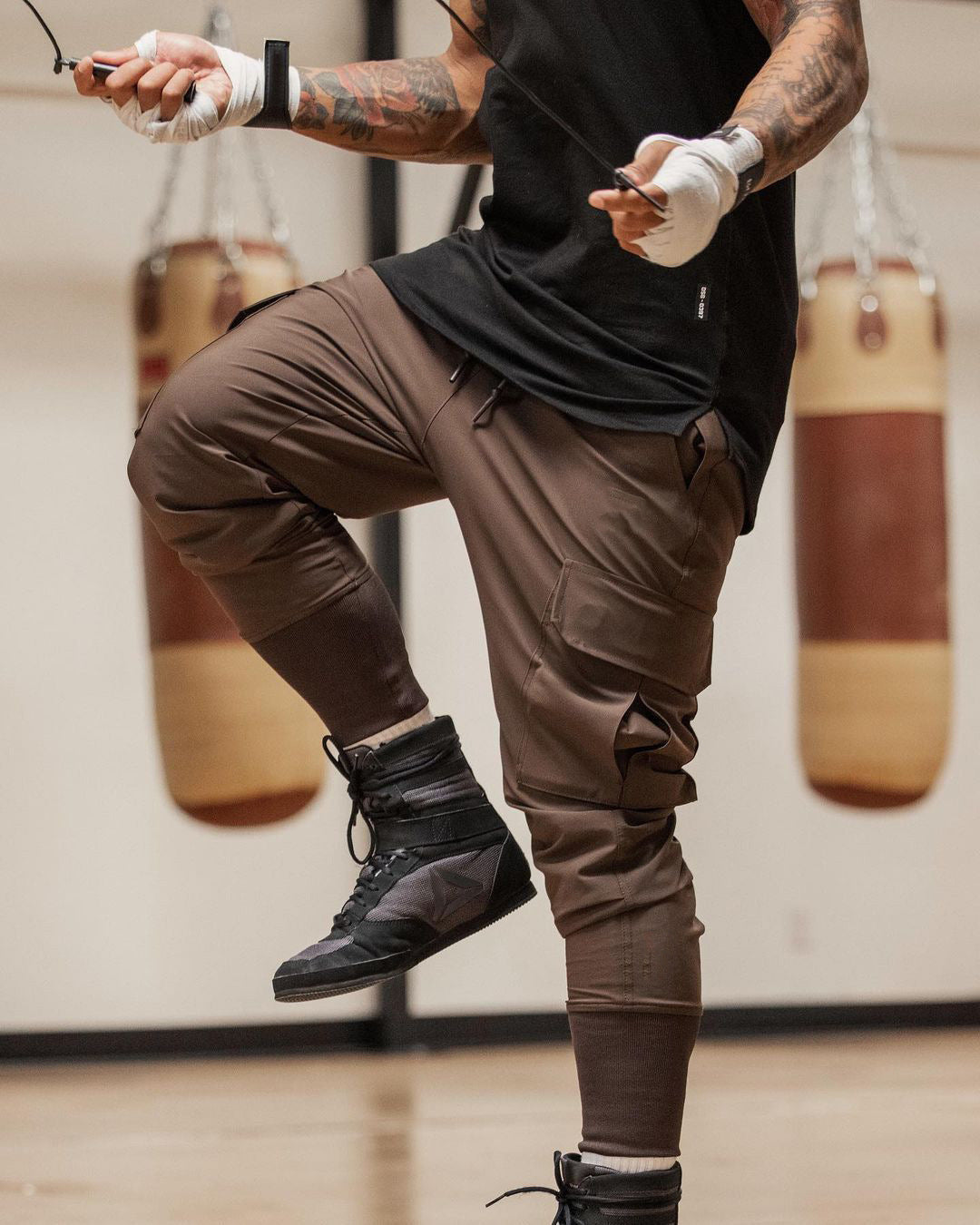 2024 New Cargo Pants Gym Men‘s Multi-Pocket Straight Bottom Cargo Pants    Sports Fitness Men Casual Trousers Track Pants