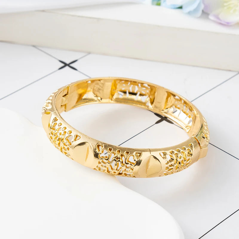 fatima Trendy Arabian Wedding Jewelry Ladies Gold Plated Bracelets Cuff Bracelets Bridal Charm Bracelets Party Gifts