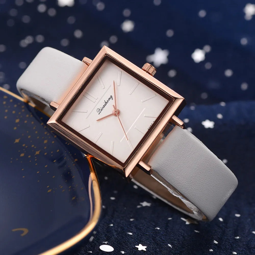 Montres Femmes Luxury Women Watches Luminous Leather Strap Digital Wristwatches Casual Business Wrist Clock Dress Reloj Mujer