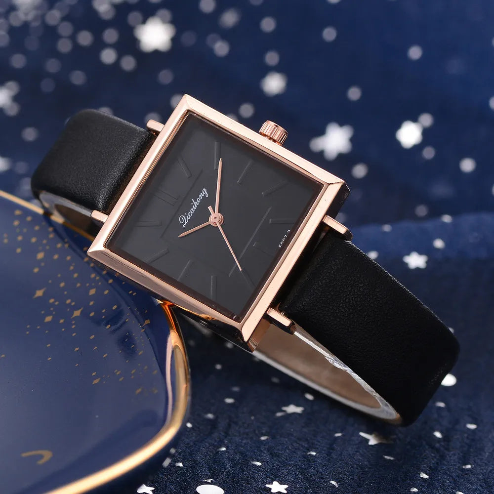 Montres Femmes Luxury Women Watches Luminous Leather Strap Digital Wristwatches Casual Business Wrist Clock Dress Reloj Mujer