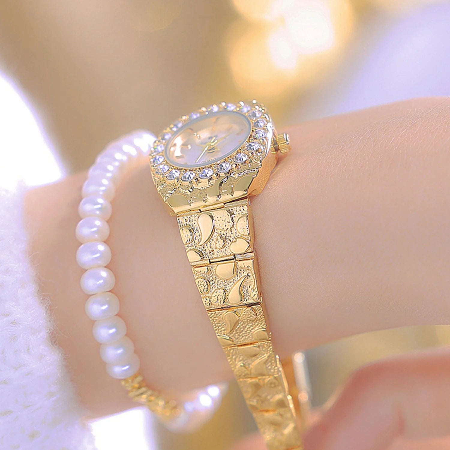 Luxury Diamond Women's Watches High Quality Golden Bracelet Fashion Quartz Wristwatch Ladies Watch Dress Gifts montres femmes