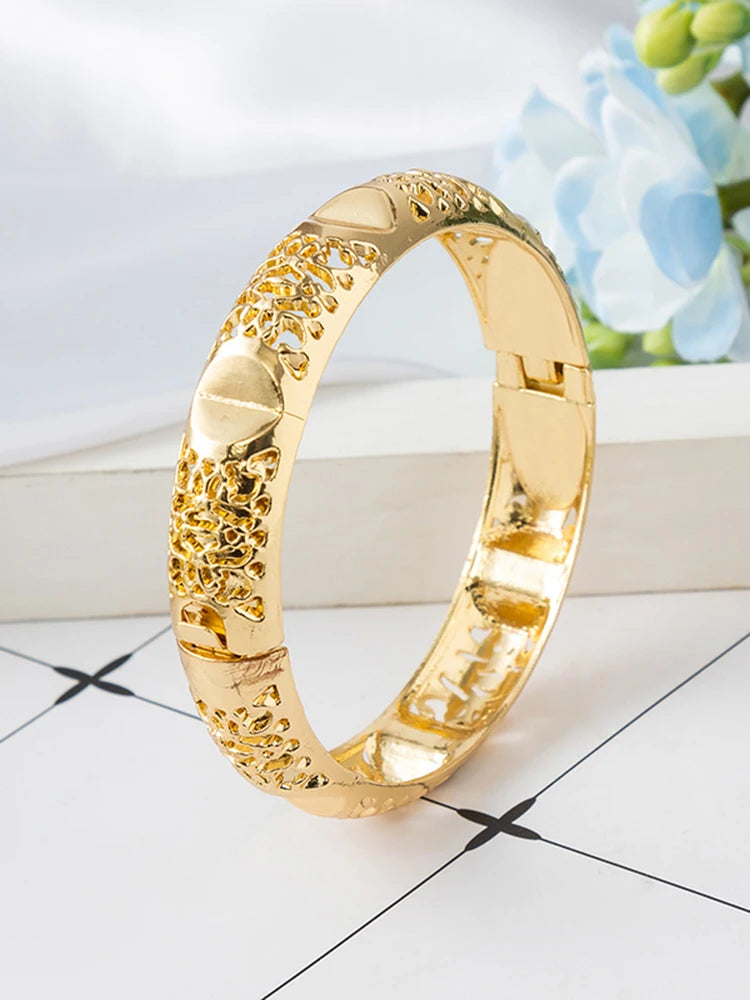 fatima Trendy Arabian Wedding Jewelry Ladies Gold Plated Bracelets Cuff Bracelets Bridal Charm Bracelets Party Gifts